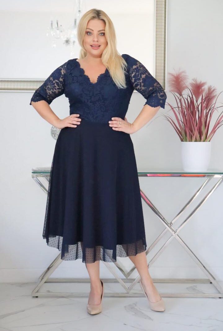 Sukienka Pisla rozkloszowana elastyczna koronka koło z tiulu granatowa