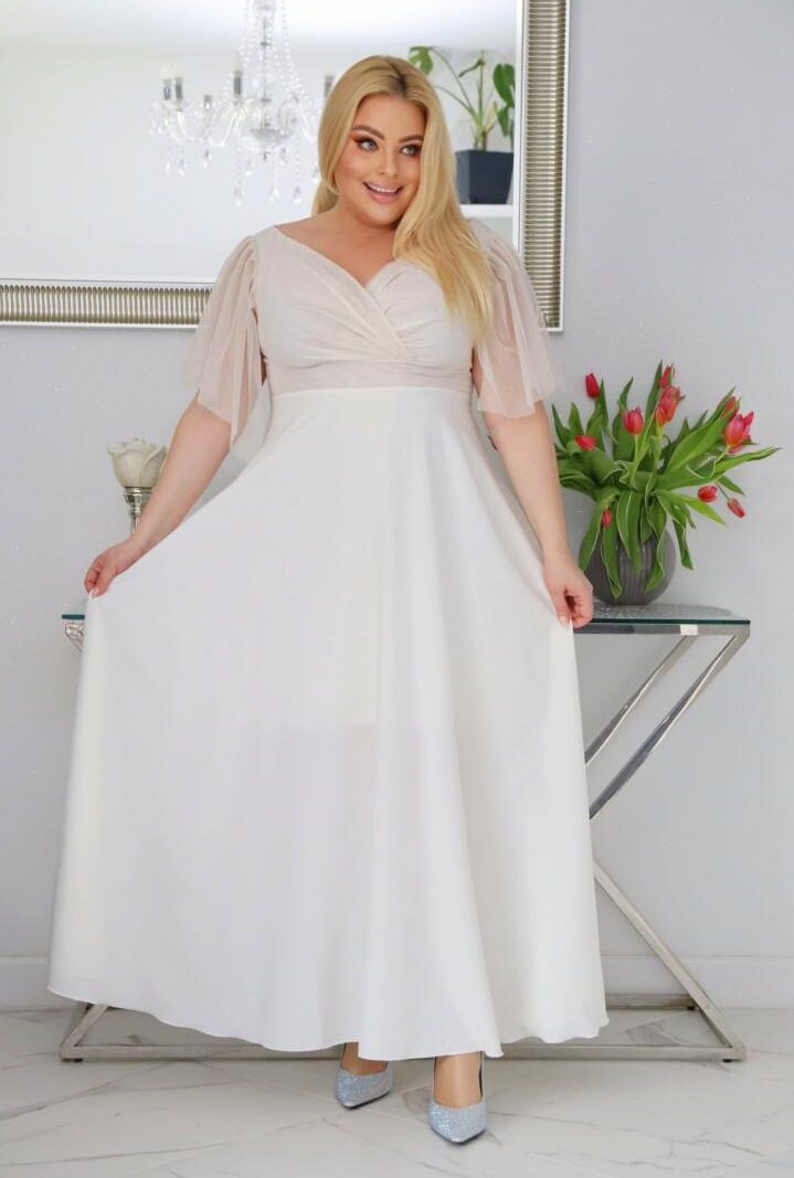 Moira – klasyczna sukienka maxi, która nigdy nie wychodzi z mody! ECRU