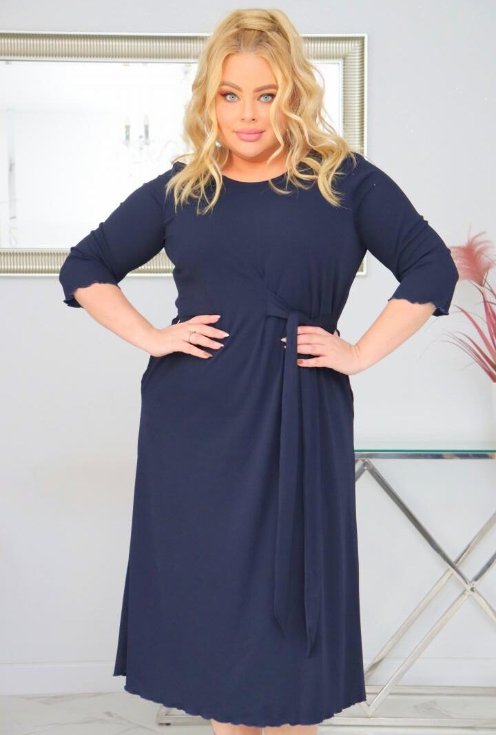 Sukienka Natasza rozkloszowana midi dzianina wiązana w pasie granatowa