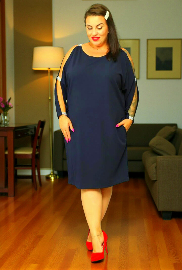 Sukienka Chiara oversize cekiny cyrkonie granat gładka