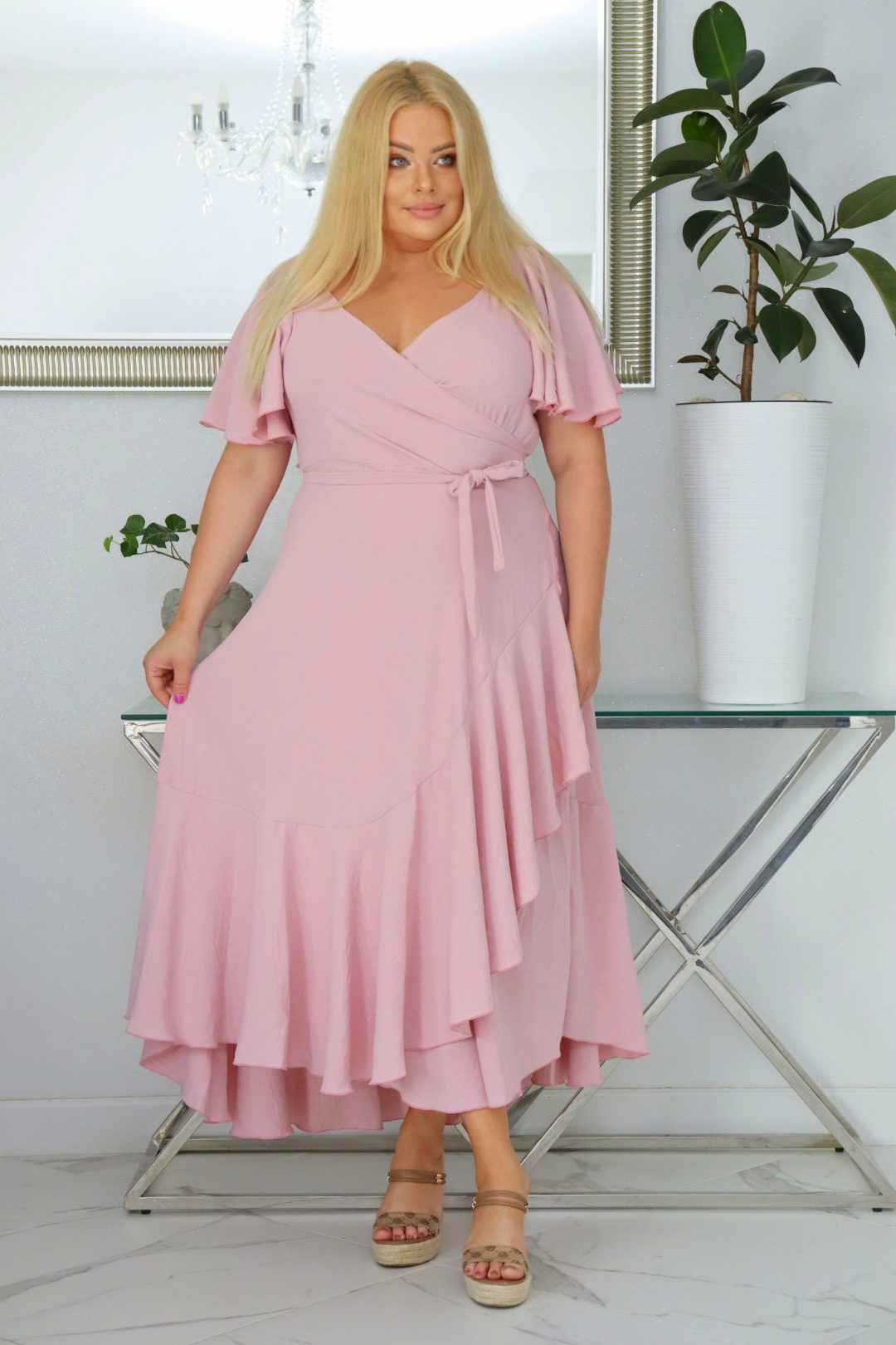 Sukienka ALBINA: Wygoda i elegancja w jednym. Poznaj sukienkę, w której się zakochasz! PUDROWY RÓŻ