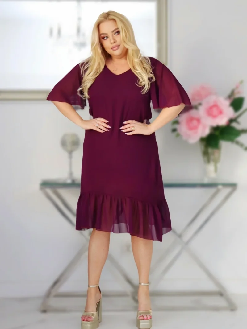 Sukienka Tamira z falbanką z żorżety szyfonowa  BURGUND