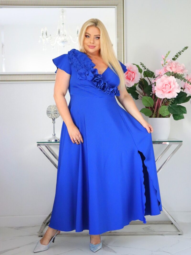 Olśniewająca sukienka "Frezja" z kwiecistą falbaną i rozkloszowanym dołem gwarantuje spektakularny "efekt glamour"! CHABROWA