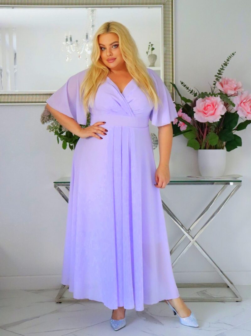 Vanesa – symfonia szyfonowej lekkości! Kreacja, która tańczy z każdym Twoim ruchem! LILIOWA