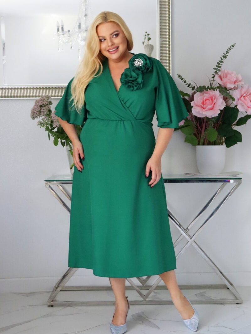 Ręcznie szyte róże i komfort: sukienka. W zestawie z broszką! Zielona!
