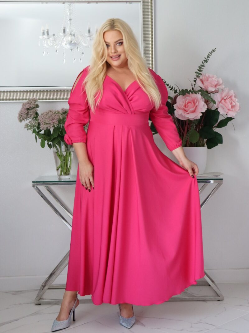 SABRINA: sukienka rozkloszowana Glamour z kopertowym dekoltem i różami 3D. Amarantowa.