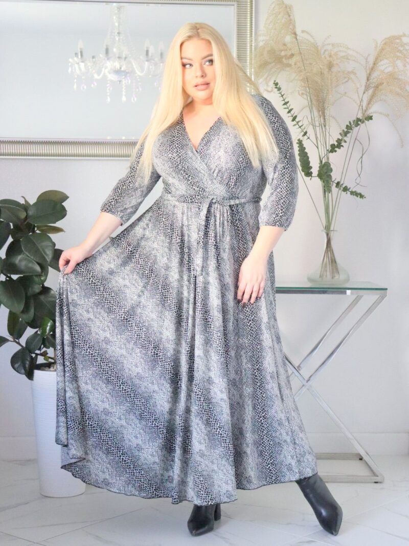 Drapieżna sukienka maxi panterka z kryształkami  komfortowa dzianina, kopertowy dekolt. P003.