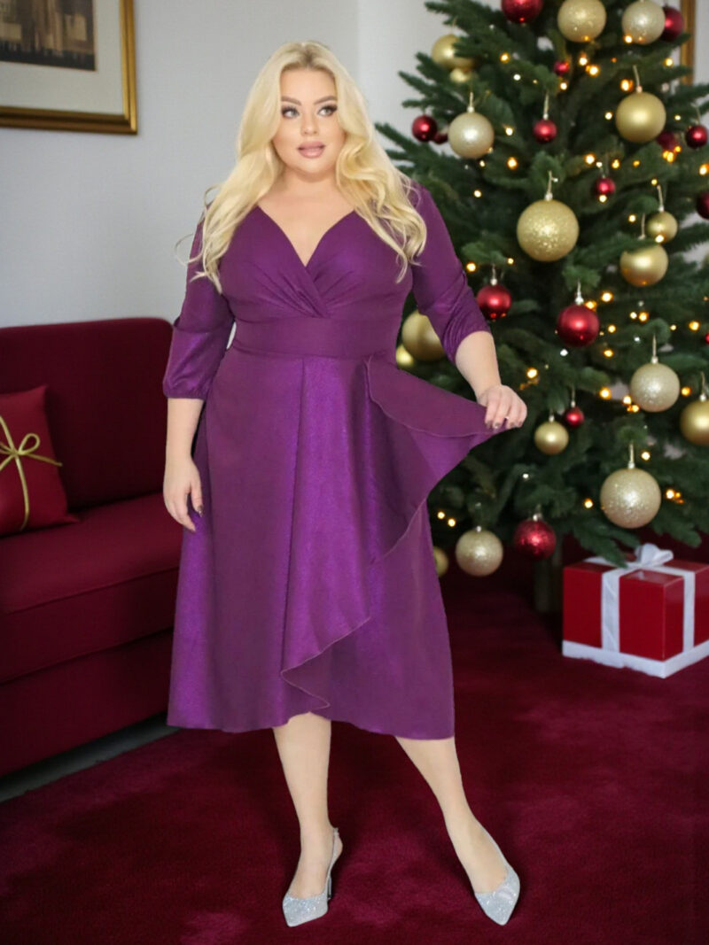 Elegancka sukienka koktajlowa MARTINA – fason kopertowy, lekki połysk! FIOLETOWA!